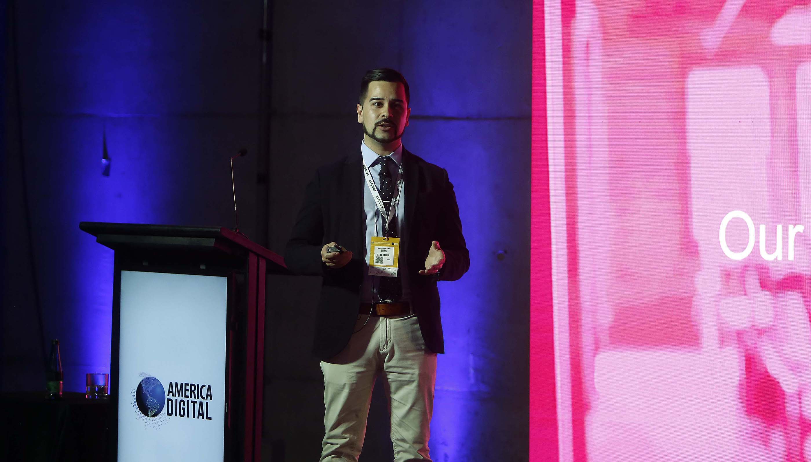 Rodrigo Orellana Transformación Digital de la Banca America Digital